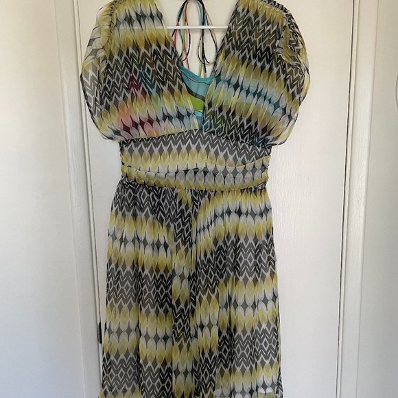 Beautiful 100% Silk Vintage Authentic Chloe Knee Length Dress Size Medium - Picture 1 of 7